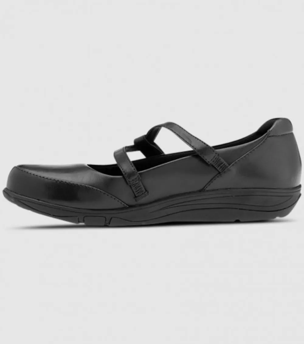 Shop Ascent Cirrus Womens Black