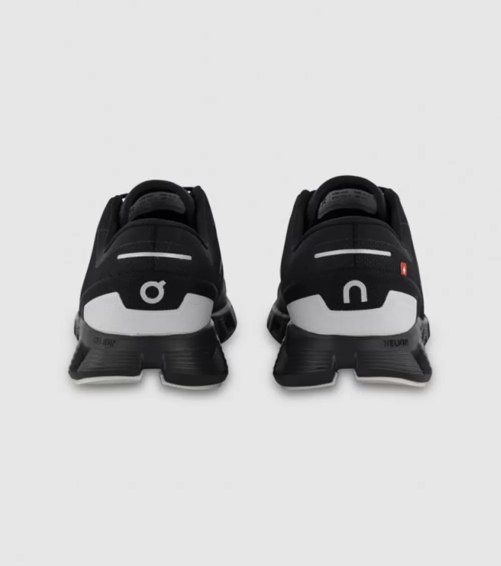 Store On Running On Cloud X 3 Mens Black